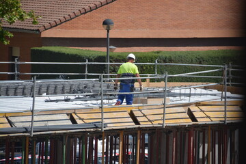 Fototapeta premium Cuadrilla trabajando en la construcción
