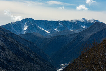Fototapeta premium Mountain views in Andorra on a sunny winter day 