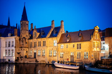Brügge bei Nacht