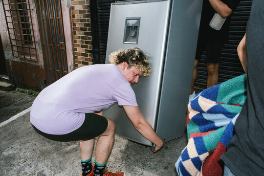  carrying refrigerator 