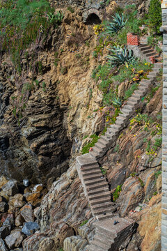 Unique infinite stairs on the cliff 