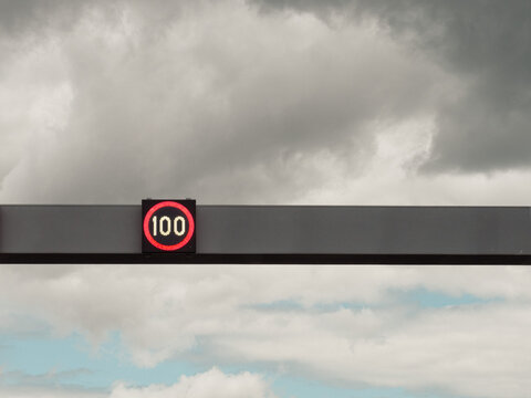 Speed limit sign