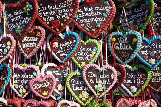Oktoberfest 2024: Gingerbread Hearts