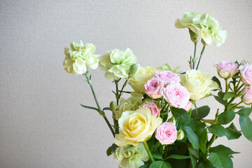 薔薇とカーネーション