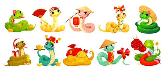 Naklejka premium Cartoon 2025 Chinese lunar New Year snake characters for Asian holiday, vector emoji. Funny snakes in traditional Chinese costumes with paper light lanterns for 2025 year calendar and Chinese New Year