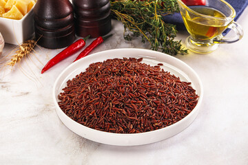 Red raw dry rice gor cooking