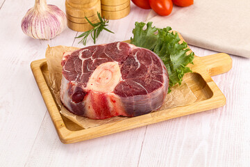 Raw beef ossobuco for roast