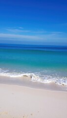 Obraz premium crystal clear blue water