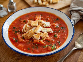 Tuscan tomato soup with bread - Pappa al pomodoro