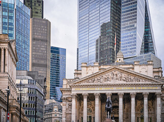 Threadneedle Street View: The Royal Exchange Building Facade, Bank Of England Classical...