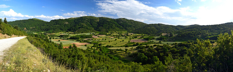 Naklejka premium Kulturlandschaft auf dem Peloponnes (Griechenland) // Cultural landscape in Peloponnese (Greece)