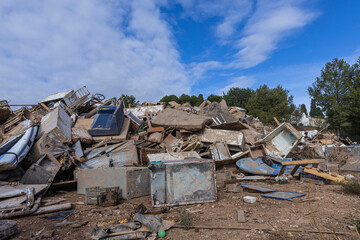 images of the flood in valencia, spain, la dana, destroyed houses, mud, rivers, floods comunidad vanelciana