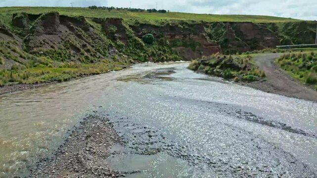 Rio Occoruro video 4k Espinar Cusco Drone