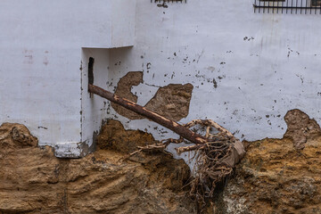 images of the flood in valencia, spain, la dana, destroyed houses, mud, rivers, floods comunidad...