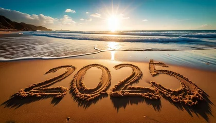 Wanddecoratie Huisarts 2025 im Sand am Strand – Symbol für Neuanfang und Reisen  © Lisa-Marie