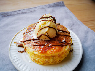 アイスのせホットケーキ