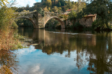 Fototapeta premium Allariz is a medieval village with a medieval stone bridege in Ourense, Galicia. Spain.