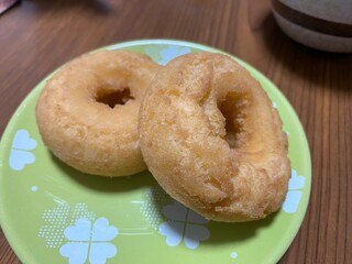 おうちで甘いドーナツ