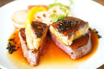 ヘレ肉＆フォアグラ　ロッシーニ風