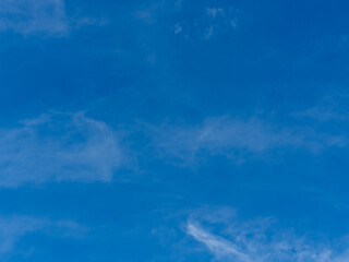 11月の青空と薄雲03