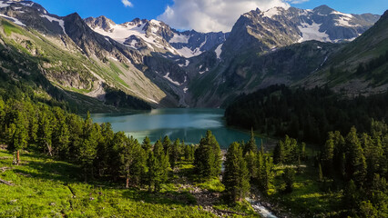 Fototapeta premium Multinskoye lake in summer in the Altai mountains