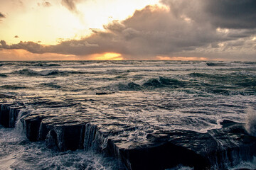 Wawes before the storm, pacific ocean, New Zealand