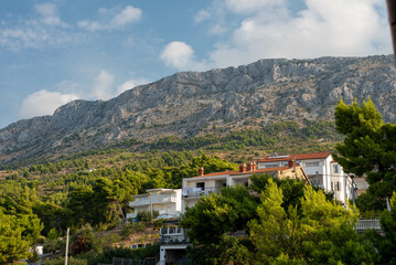 Obraz premium Mountain view from Stanici, Croatia, showcasing the rugged landscape and scenic beauty of the surrounding peaks.