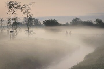 Mgła nad rzeką © Renata