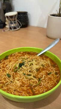 Noodles Remen, Chowmein (Spagatter, Maggie)