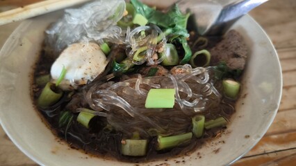 Chinese style noodles made from flour.