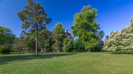 Fototapeta premium Beautiful Medieval landmark - royal hunting castle Fontainbleau timelapse hyperlapse.