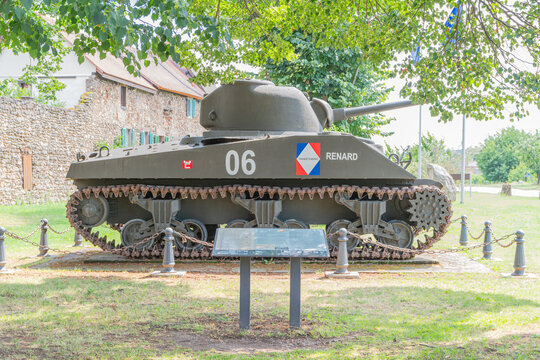 Kaysersberg, France - 03 aout 2024 : Char M4A4 Sherman Renard de la 5&egrave;me DB, monument historique de la seconde guerre mondiale.