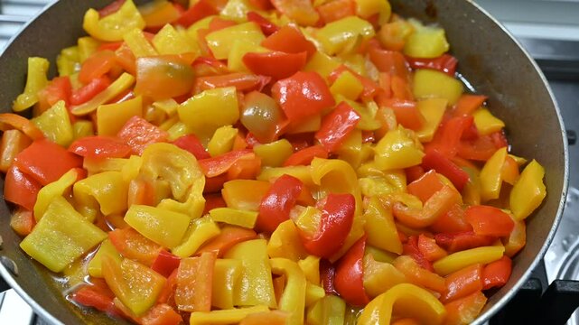 Pan-fried peppers with stale bread