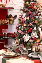 Christmas decoration for sophisticated tables