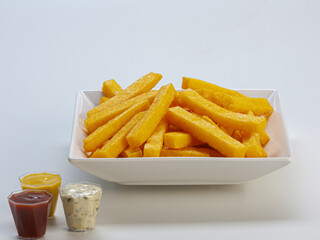Porção de polenta frita
