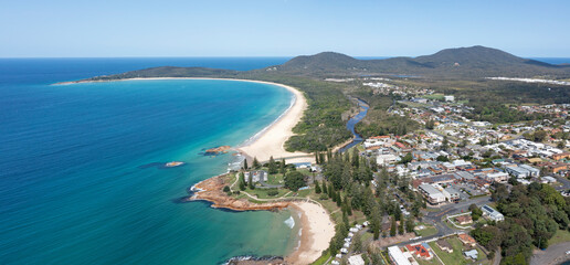 Fototapeta premium The town of South West Rocks and Trial bay on the north coast of New South Wales, Australia.