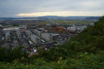 亀島山から見える夕暮れ　玉島方面
