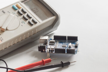 Multimeter probes and arduino uno