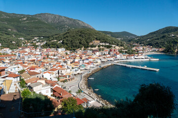 Obraz premium Parga is a town located in the northwestern part of the regional unit of Preveza in Epirus, Greece. Parga lies on the Ionian coast