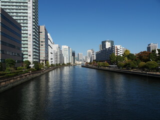 Obraz premium 高浜運河沿いの風景