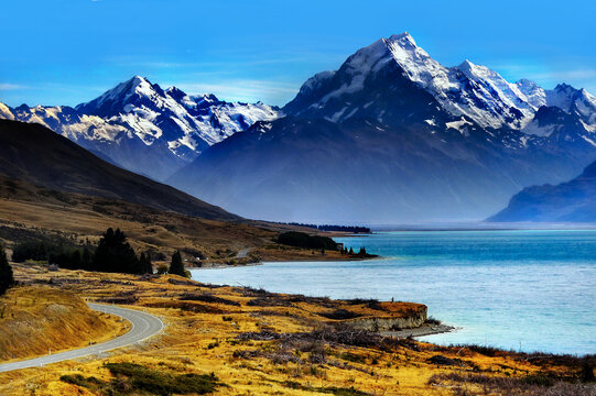 Mount Cook and Lake Tekapo, New Zealand. Scenic autumn landscape with snow covered mountains. Mount Cook National Park