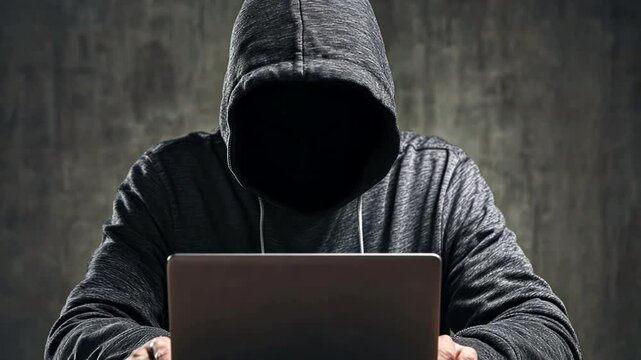 Dangerous hacker involved in financial disaster, using alert platforms to commit fraud