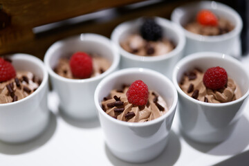 Dessertbuffet bei einer Feier