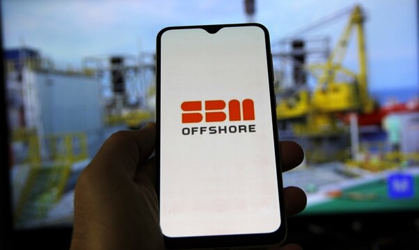 SBM - SBM Offshore N.V. (Euronext: SBMO) &eacute; um grupo empresarial holand&ecirc;s que presta servi&ccedil;os para a ind&uacute;stria petrol&iacute;fera. Originalmente chamado IHC Caland N.V.