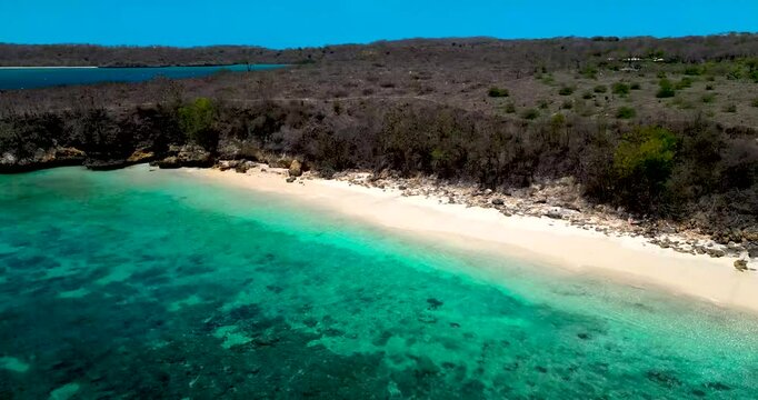 
Experience the thrill of kitesurfing in Indonesia! Glide over turquoise waters, enjoy the sea breeze, and combine sport with ultimate relaxation. Your perfect vacation holiday awaits by the sea