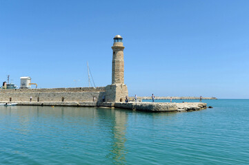 Le port vénitien de la vieille ville de Réthymnon en Crète