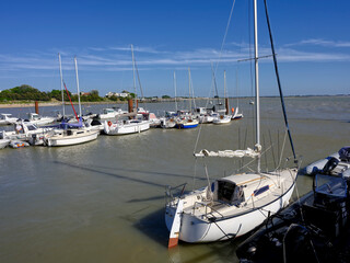 Obraz premium Port of Fouras in France, also known as Fouras-les-Bains, is a commune in the French department of Charente-Maritime