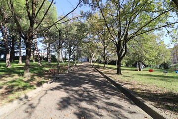 Le parc du colombier, parc public, ville de Alès, département du Gard, France