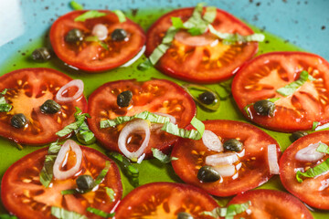 modern tomato salad