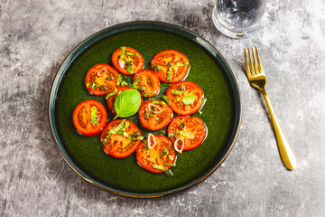 modern tomato salad